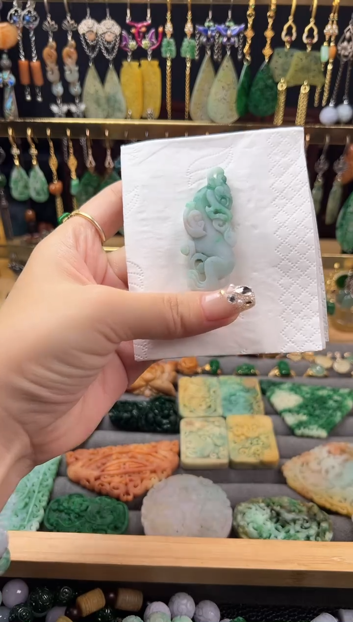 未镶嵌定制翡翠翡翠