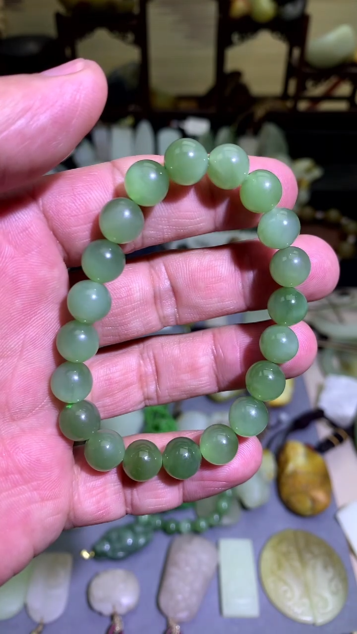 【闪购商品】和田玉颈饰未镶嵌俄料碧玉粉青冰底