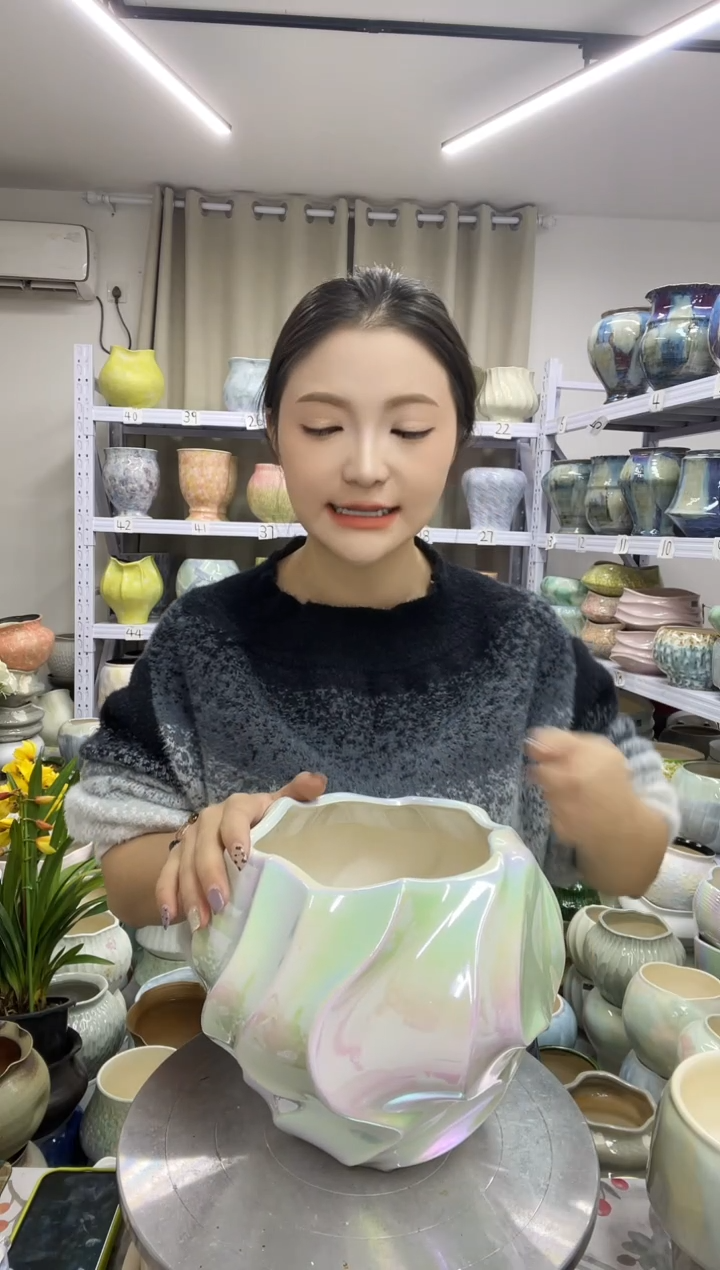 12.9【花盆链接】  高 ：20 口：15