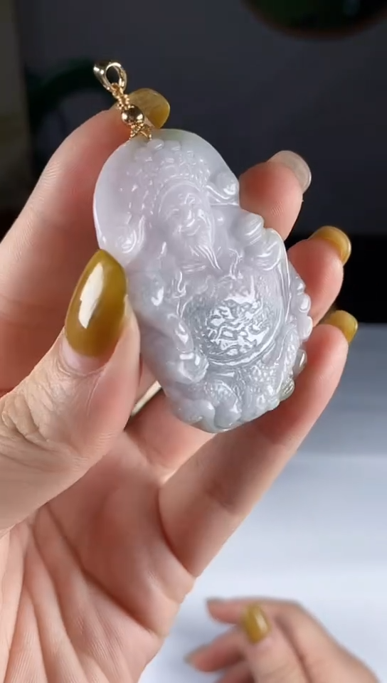 翡翠未镶嵌颈饰0000000000000000