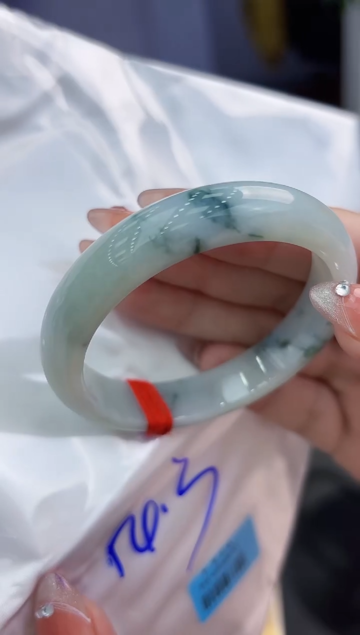 【闪购商品】翡翠手镯未镶嵌翡翠手镯