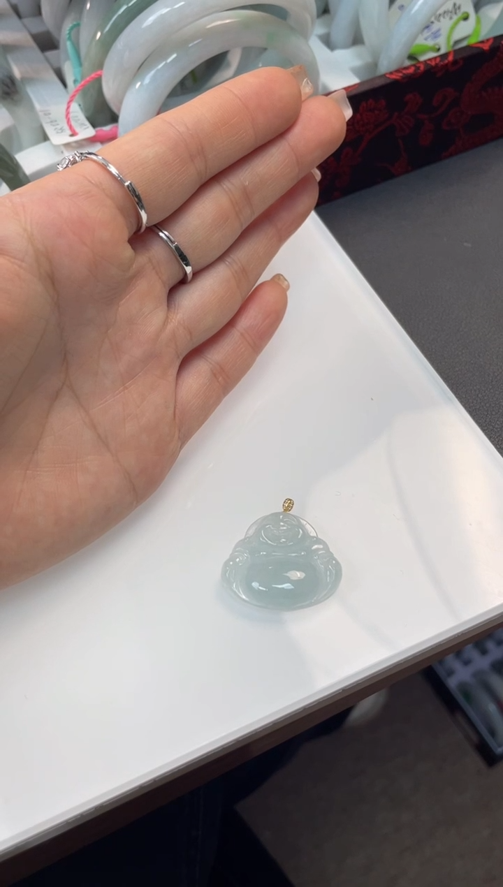 【闪购商品】翡翠吊坠(赠链)18K金镶嵌多样性发货 发一件