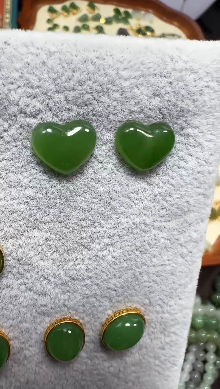 【闪购商品】和田玉耳钉18K金镶嵌和田玉耳钉多样性发货拍一发一