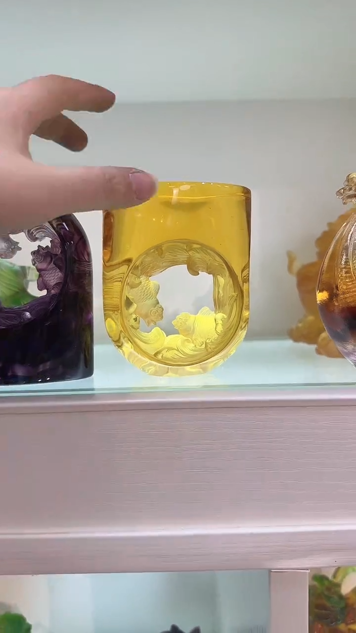 手工艺品琉璃金色