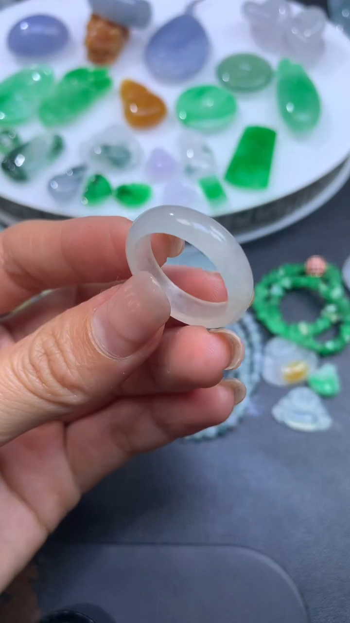 【闪购商品】定制翡翠未镶嵌翡翠