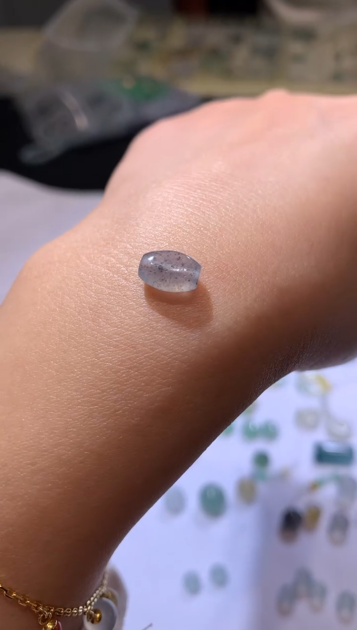 【闪购商品】定制翡翠未镶嵌枣珠99+10