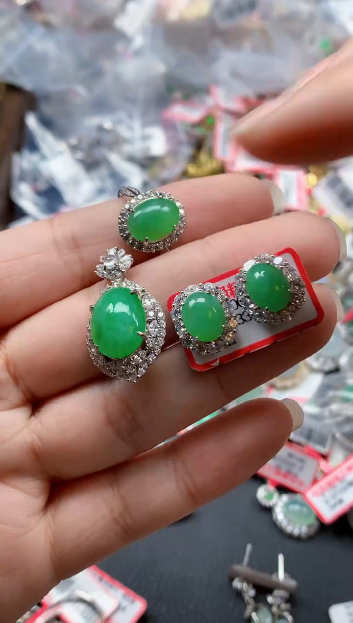 银S925镶嵌戒指翡翠天然A货缅甸翡翠