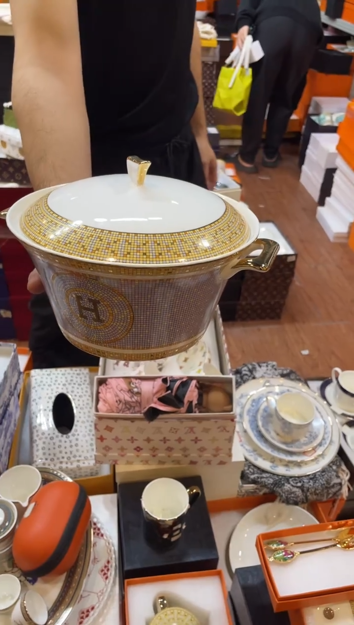 杯鸿辉家品牌瓷器，京东包邮！