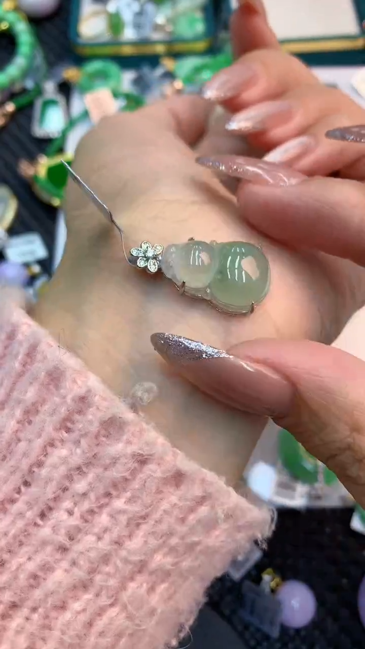 颈饰未镶嵌翡翠1