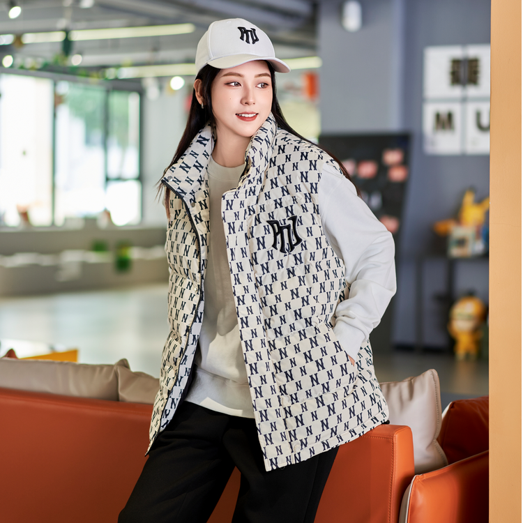 25美式潮牌秋冬立领马甲老花加绒加厚款刺绣标外套