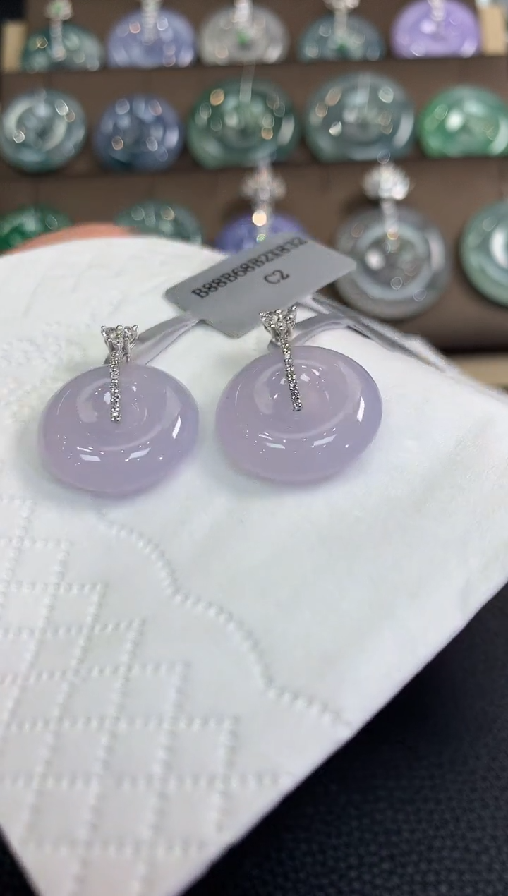 翡翠18K金镶嵌吊坠(不含链)春日珠宝 B32多样性一件发紫货有色差