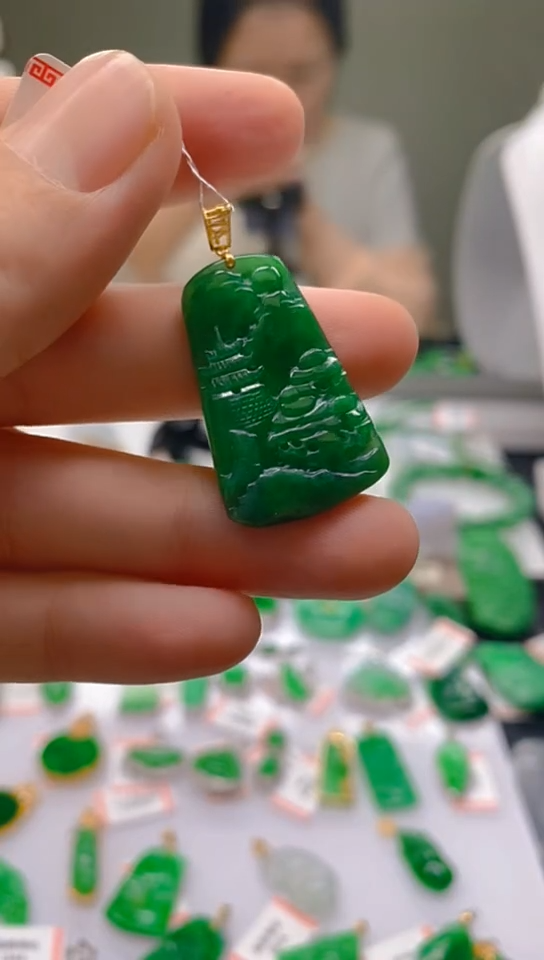 【闪购商品】翡翠颈饰18K金镶嵌新号开播，全场乱卖