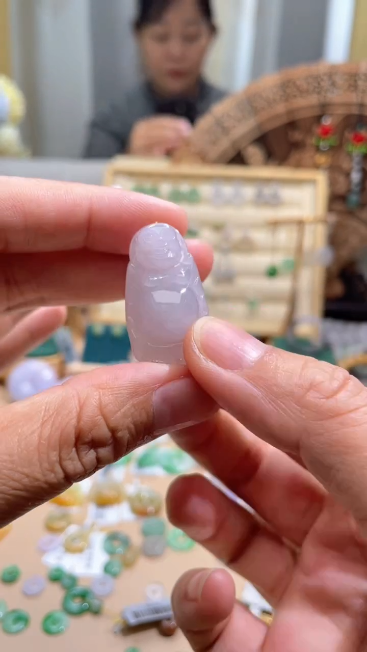 【闪购商品】翡翠颈饰未镶嵌佛公