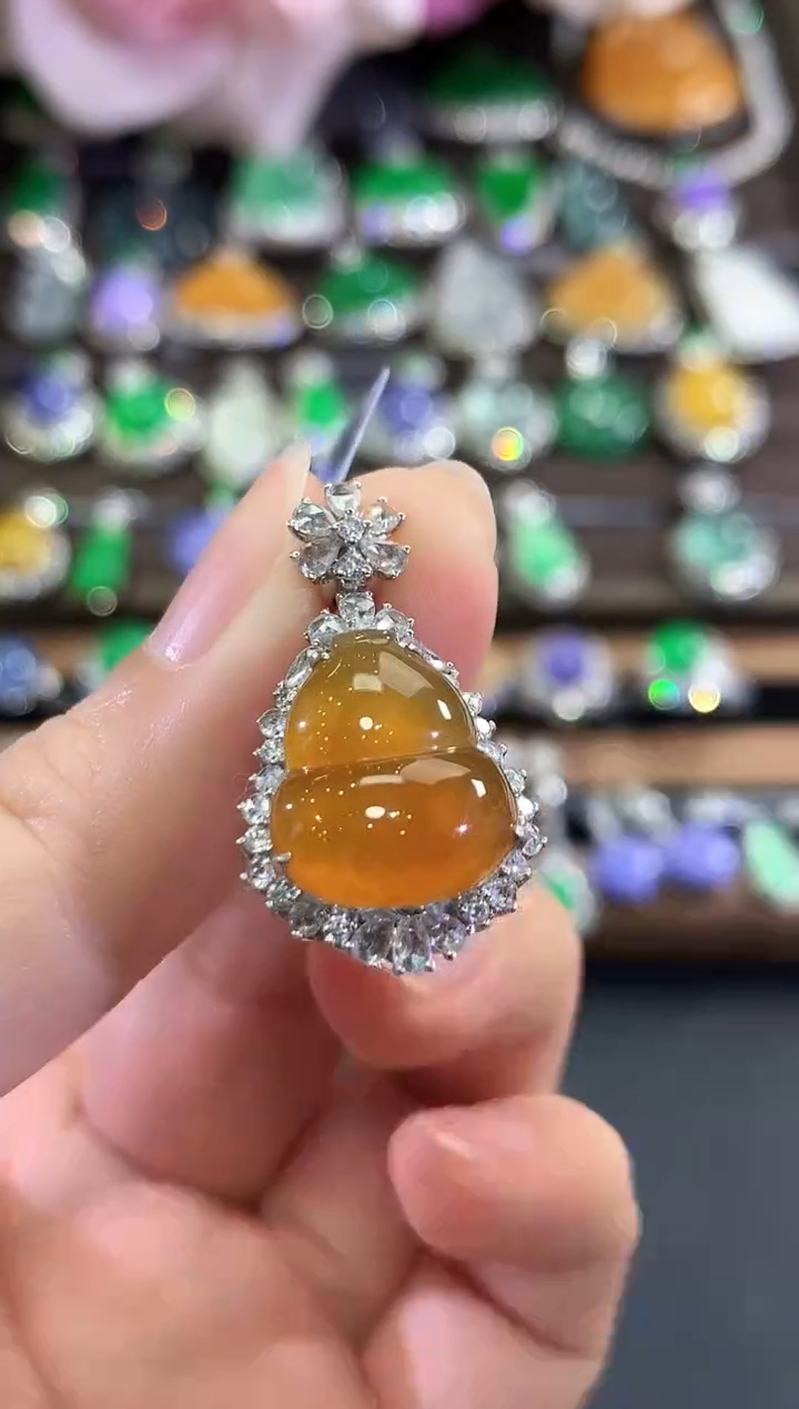 吊坠(不含链)18K金镶嵌翡翠d48