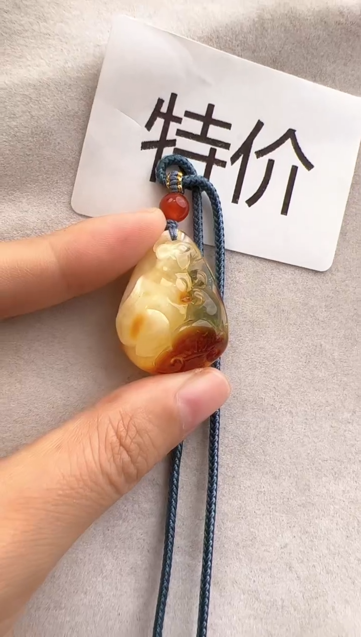 【闪购商品】未镶嵌琥珀裸石10315340-吊坠