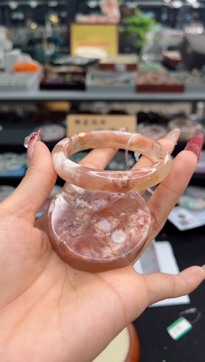 【闪购商品】石英质玉手镯未镶嵌54圈口（赠品镯心）6284257