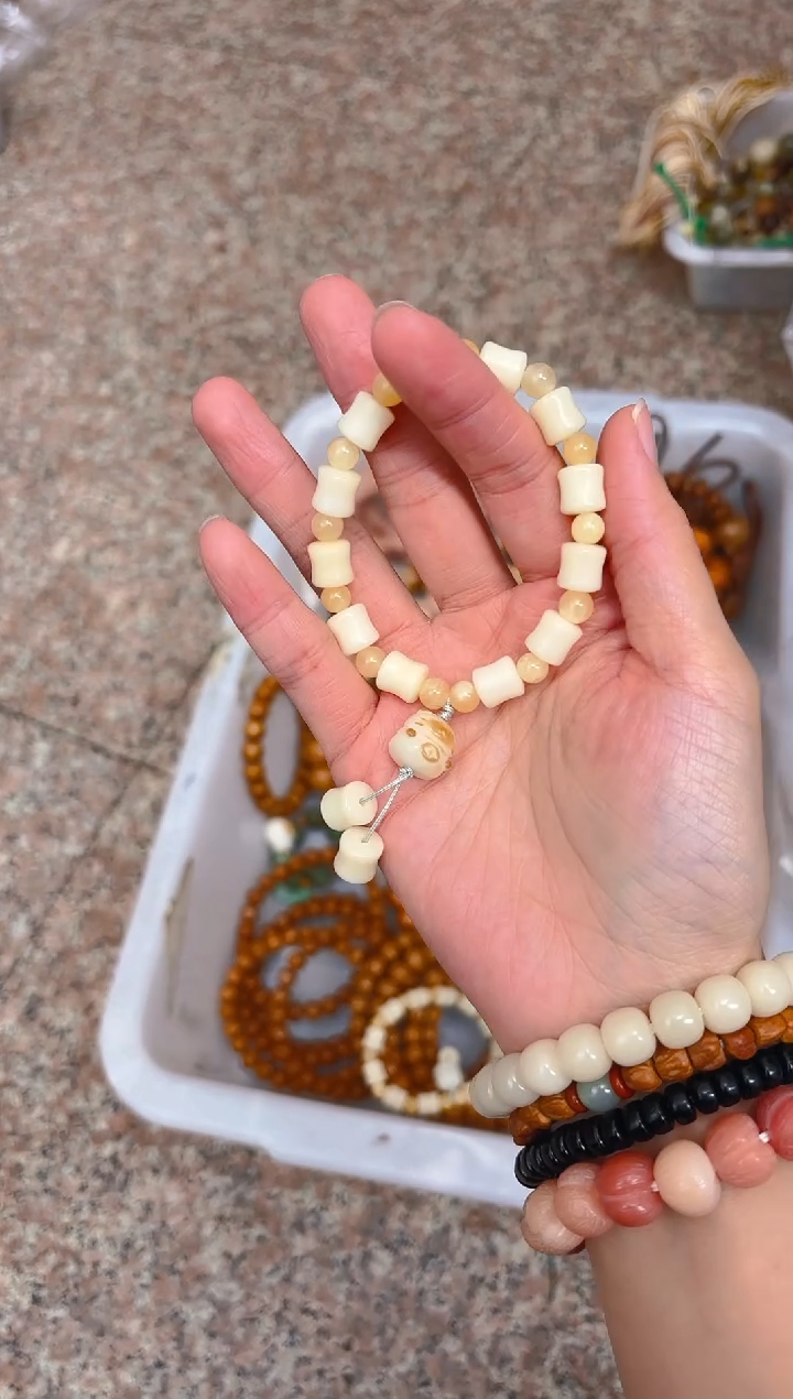 吊坠菩提根/象牙果竹节单圈手串