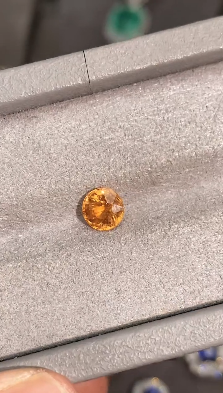 【闪购商品】石榴石（芬达石）裸石未镶嵌2.06ct/新年开工价