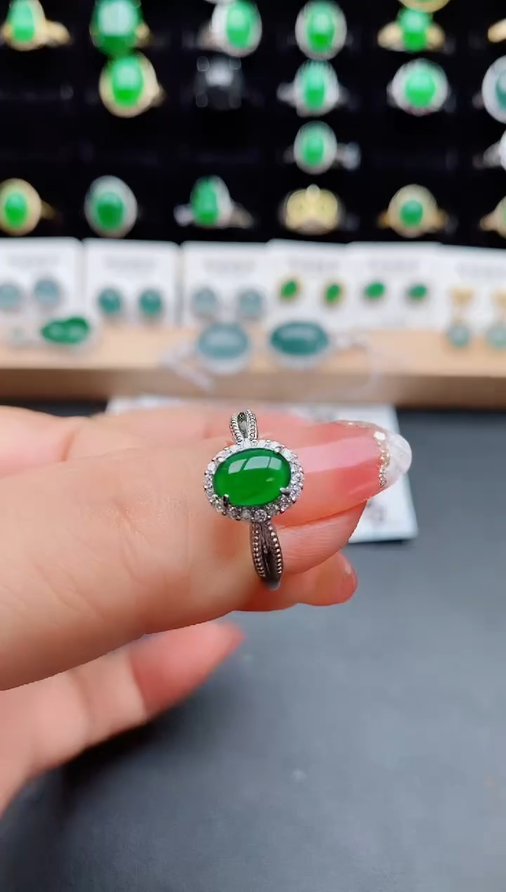 【闪购商品】翡翠戒指银S925镶嵌08050