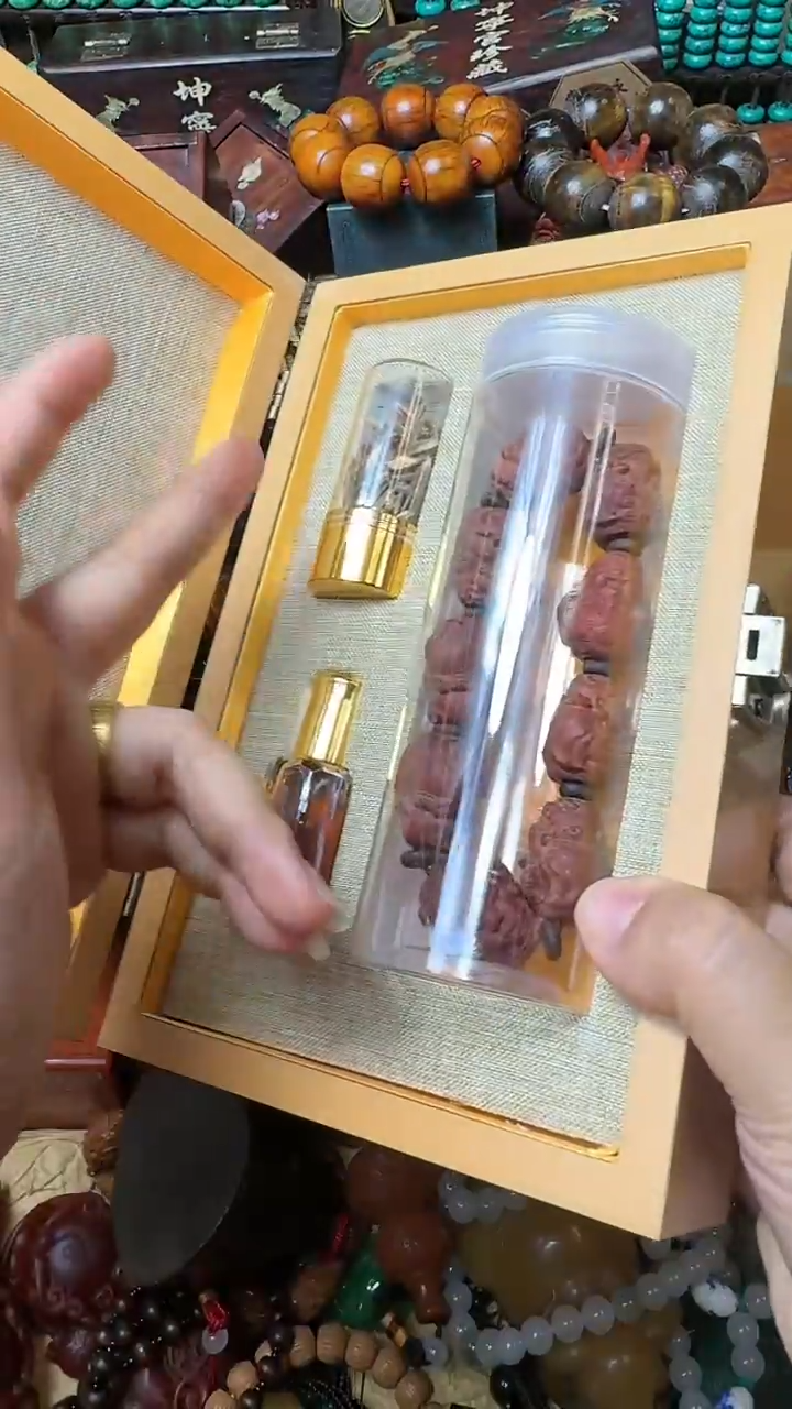 沉香沉香碎屑主播推荐：一物一拍，讲解为准！