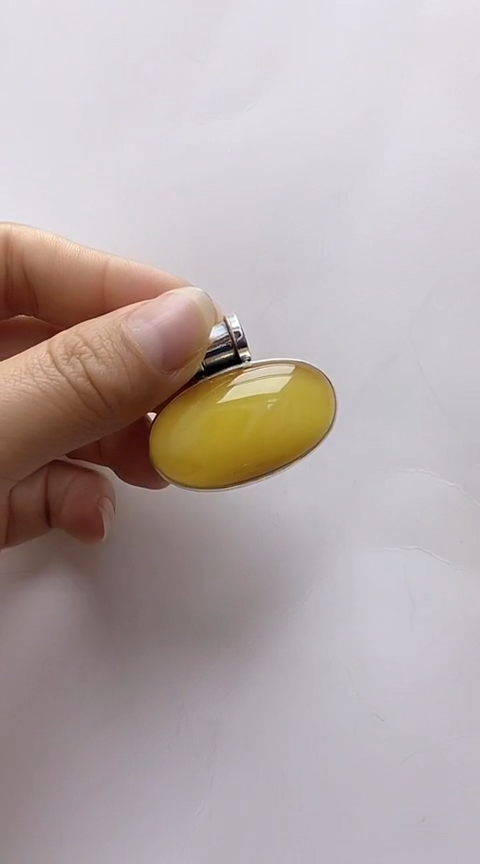 【闪购商品】琥珀裸石银S925镶嵌蜜蜡吊坠