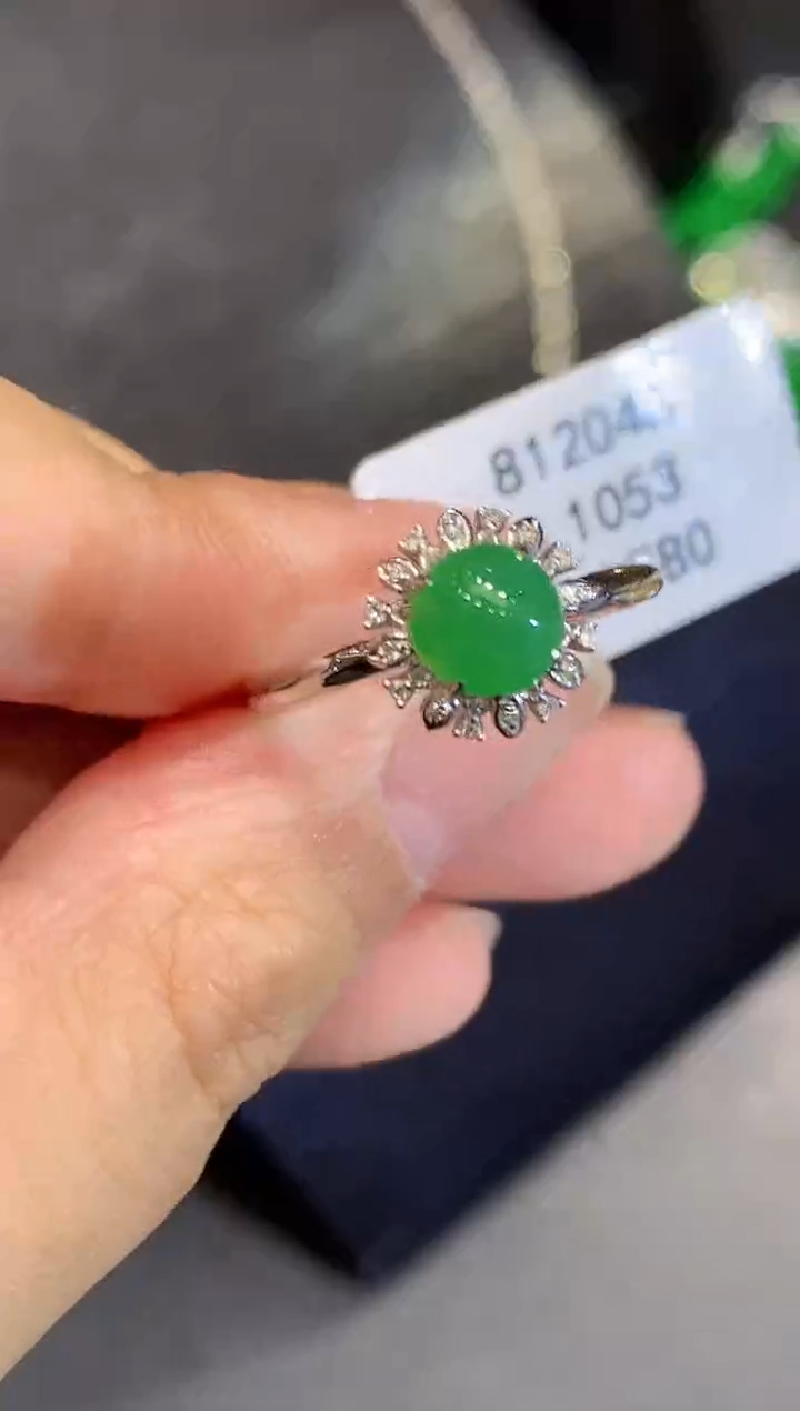 翡翠戒指18K金镶嵌L1053多样性发其一