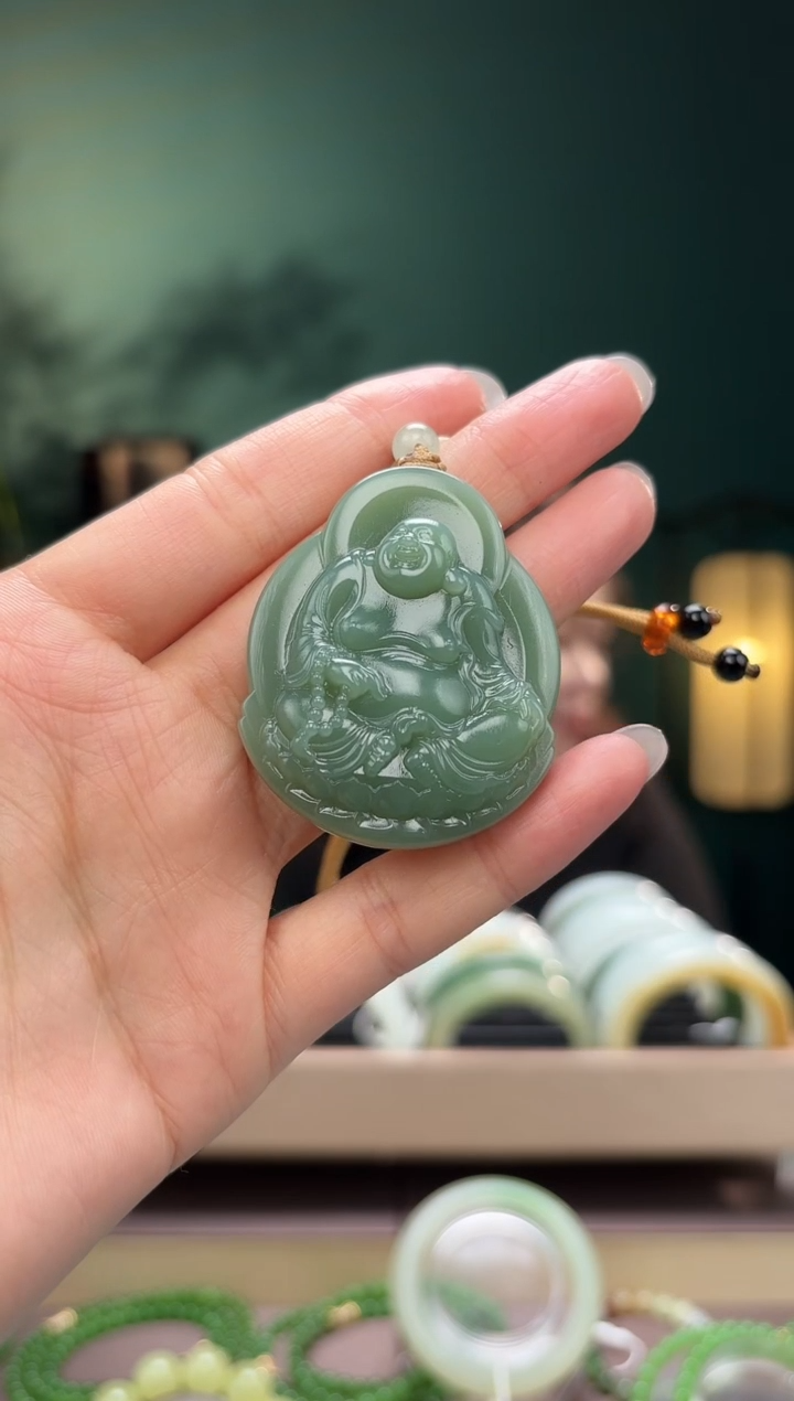 【闪购商品】和田玉吊坠(不含链)未镶嵌鸭蛋佛公吊坠
