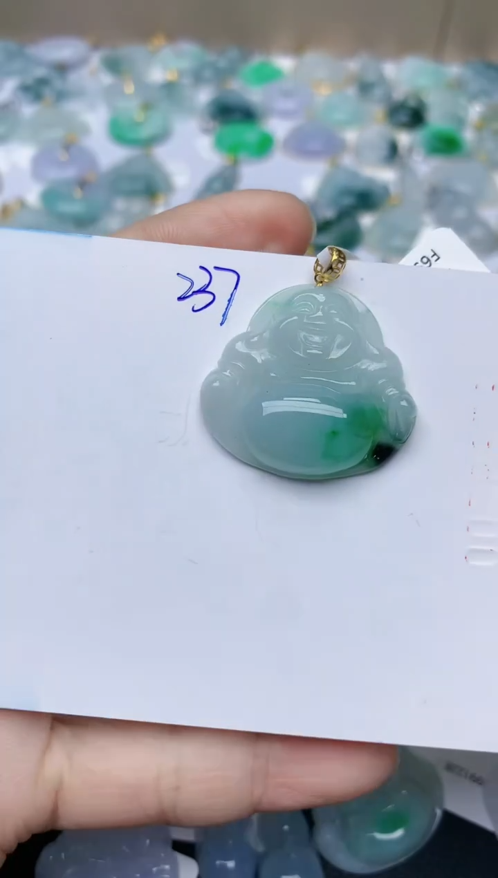 【闪购商品】翡翠颈饰18K金镶嵌天然翡翠A货    237