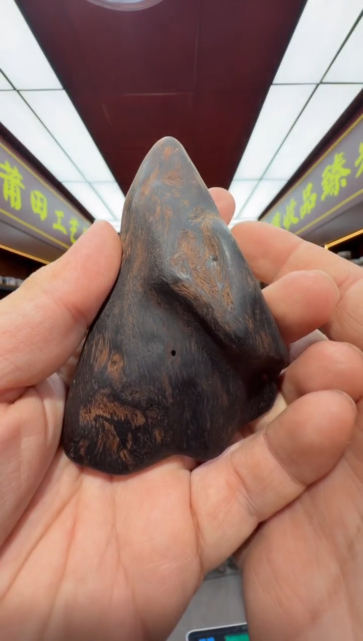 沉香吊坠多样性发一