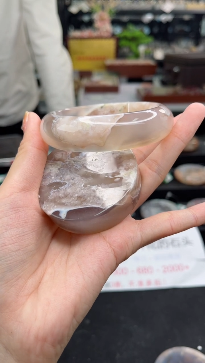 【闪购商品】石英质玉手镯未镶嵌60圈口（赠品镯心）1571367