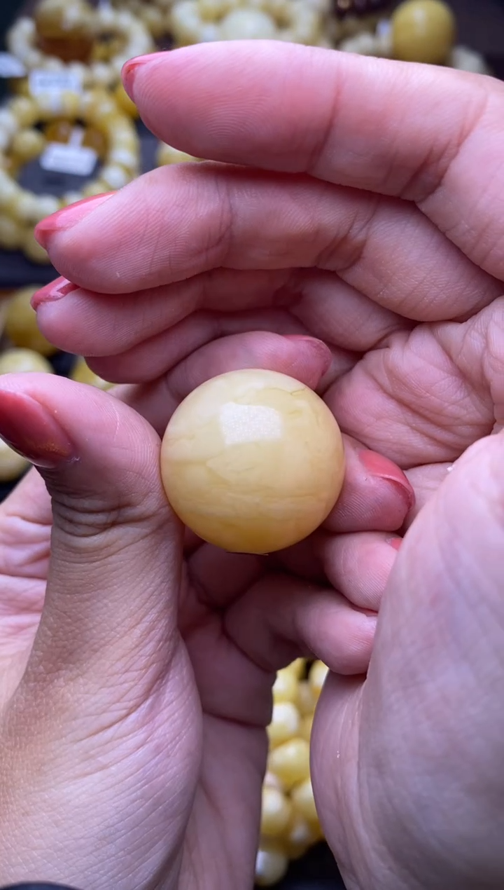 【闪购商品】琥珀裸石未镶嵌大小姐珠宝严选129