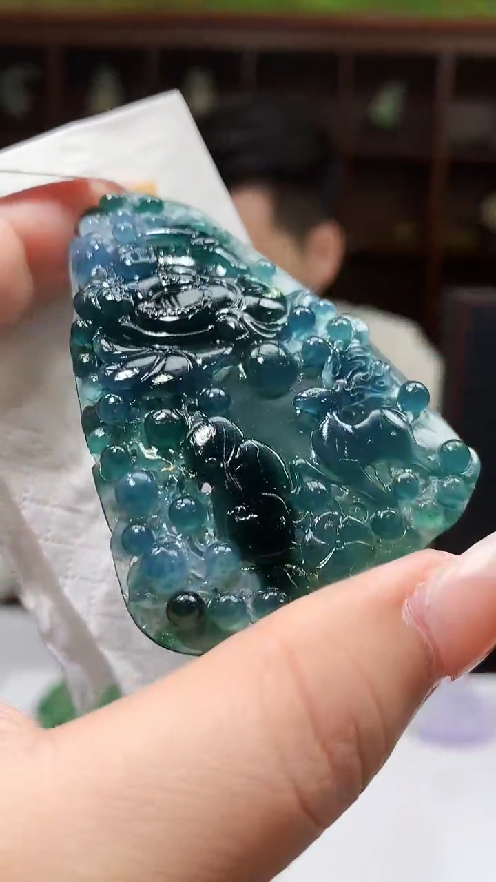 【闪购商品】定制翡翠未镶嵌1049xx-毛货挂件