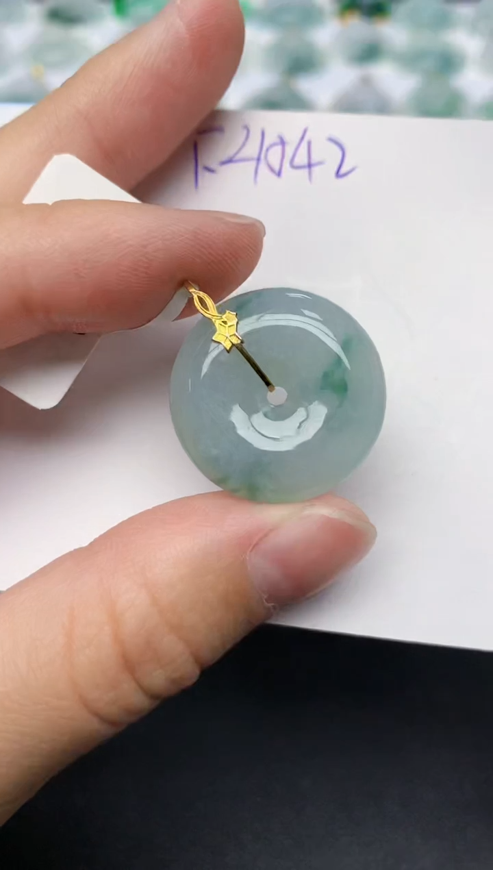 颈饰18K金镶嵌翡翠天然缅甸A货翡翠百元以上9元证书费自理