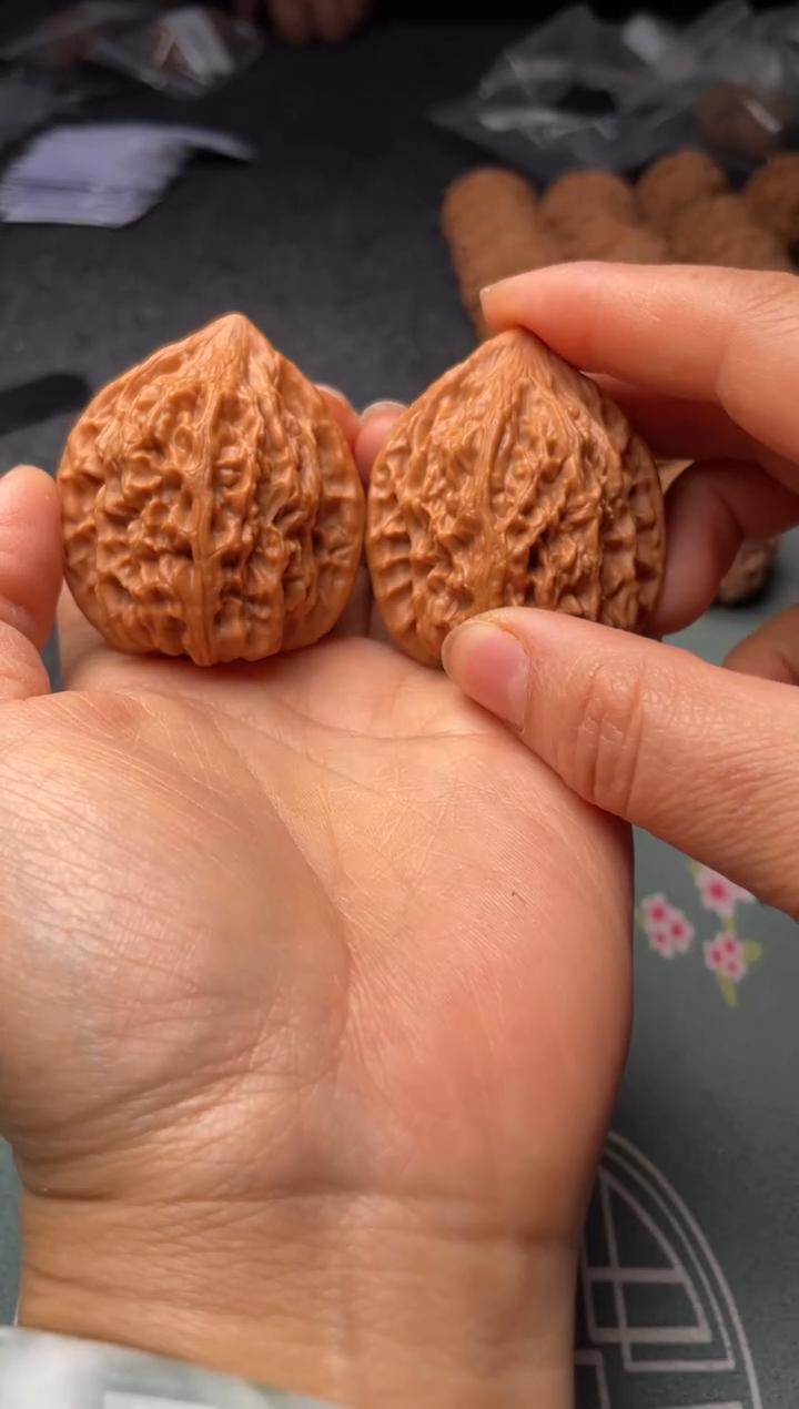 把件文玩核桃w51  鸡心43尺
