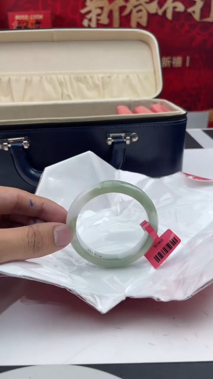 【闪购商品】翡翠手镯未镶嵌9翡翠手镯