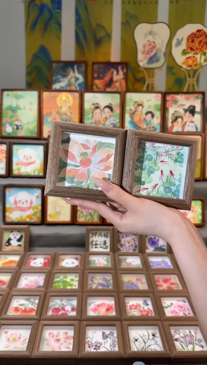 国画小荷花 金钱草小鱼一组11