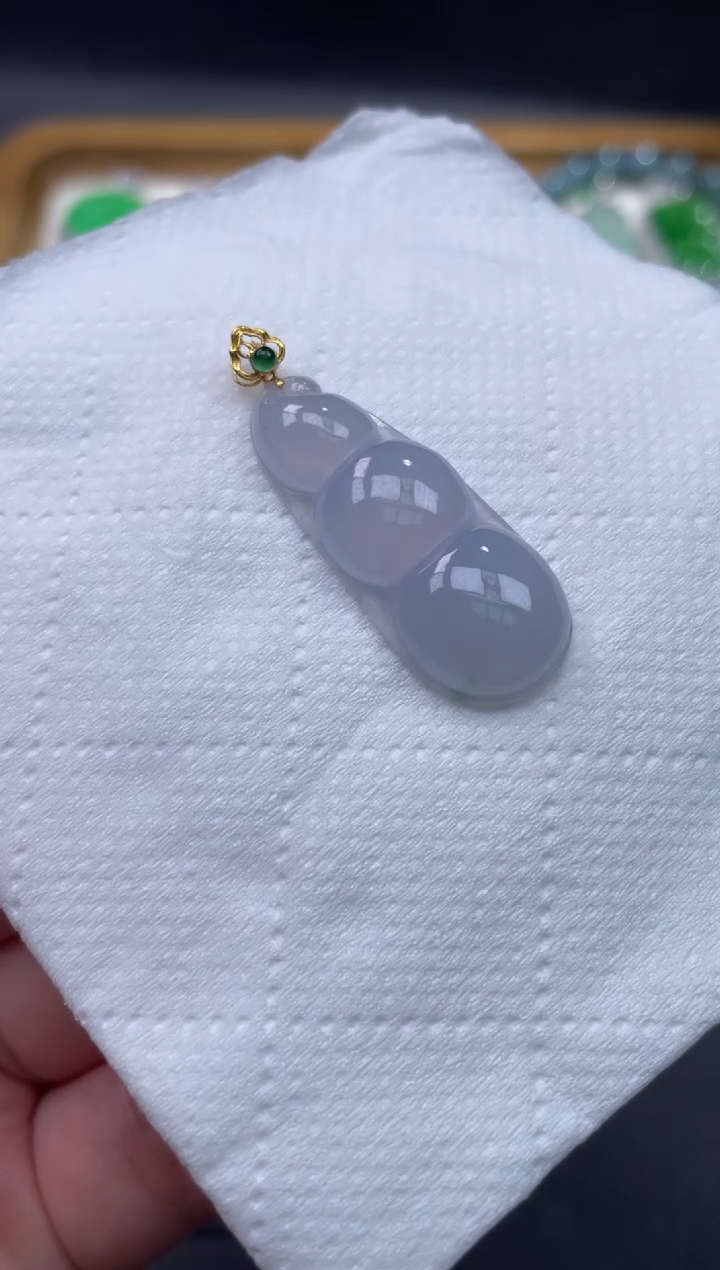 【闪购商品】翡翠颈饰18K金镶嵌70.......