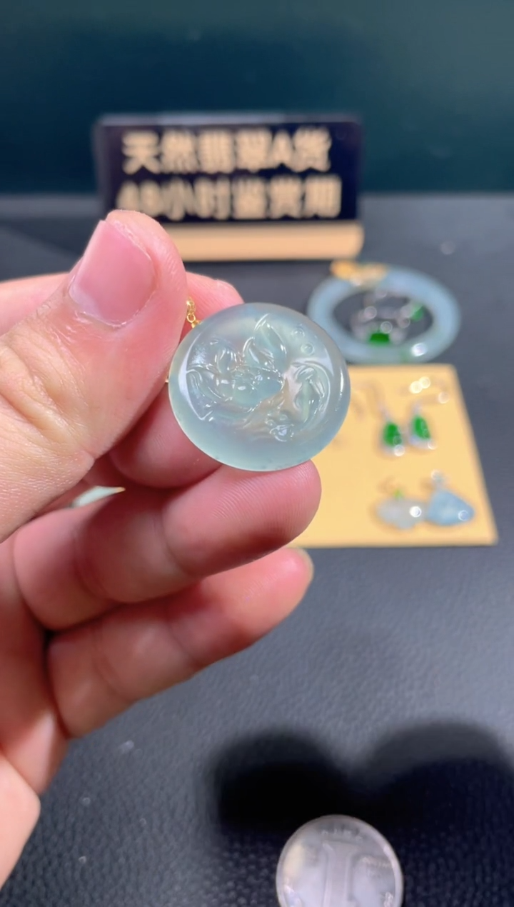 【闪购商品】翡翠颈饰18K金镶嵌翡翠