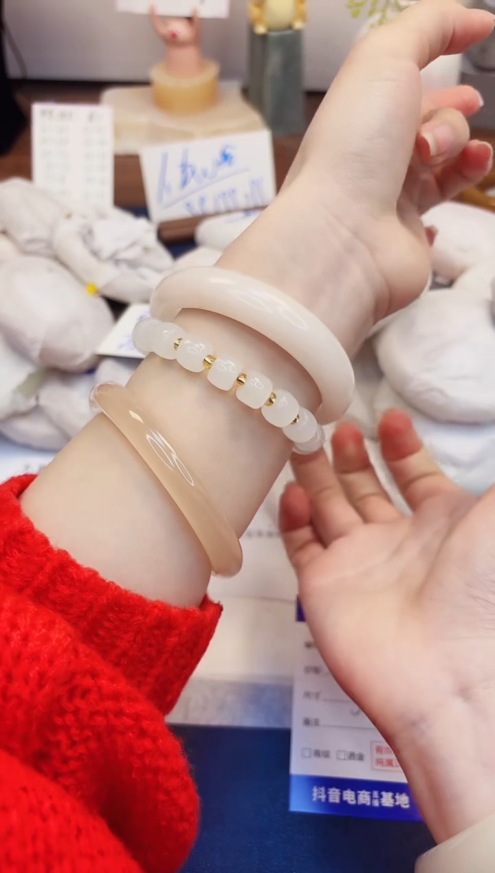 【闪购商品】石英质玉手镯未镶嵌123-财气镯-圈口58