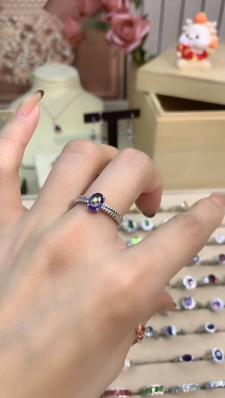 银S925镶嵌堇青石戒指堇青石