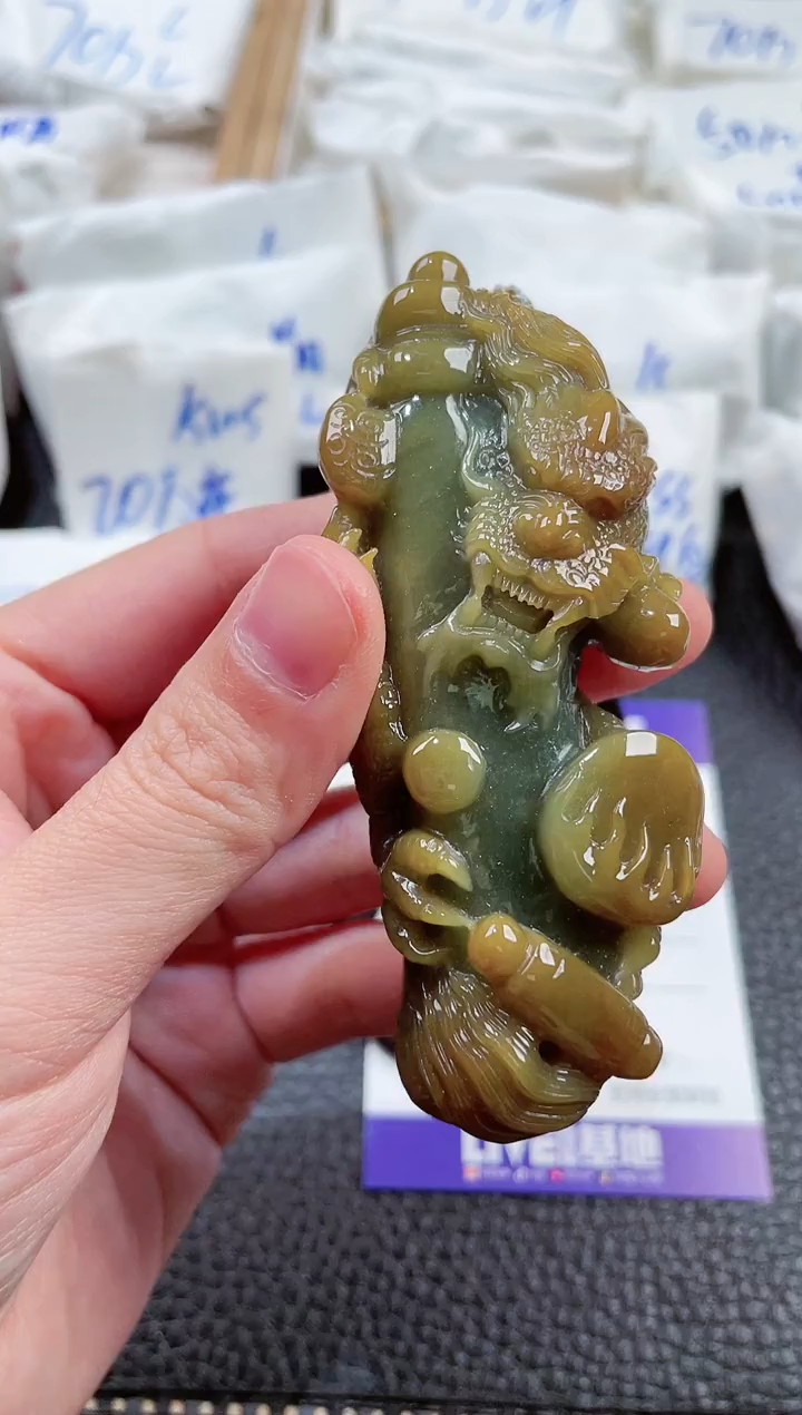 【闪购商品】翡翠颈饰未镶嵌00006951