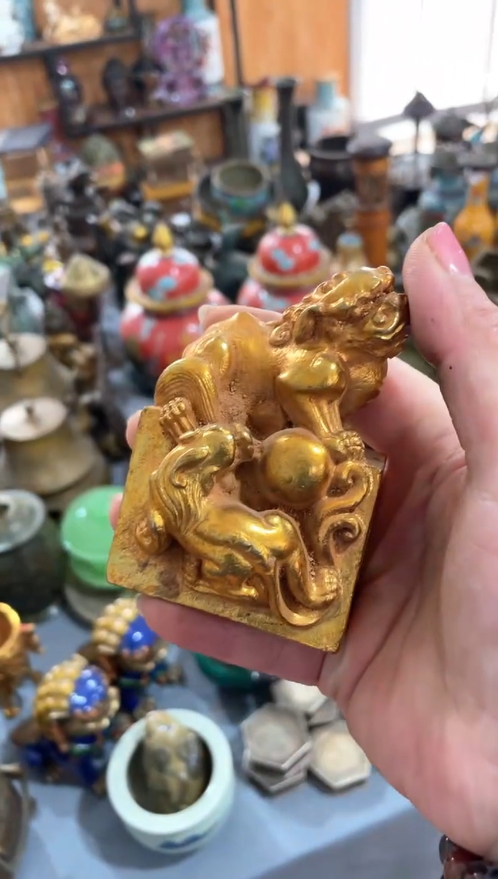 【闪购商品】1宫廷影视老旧工艺摆件