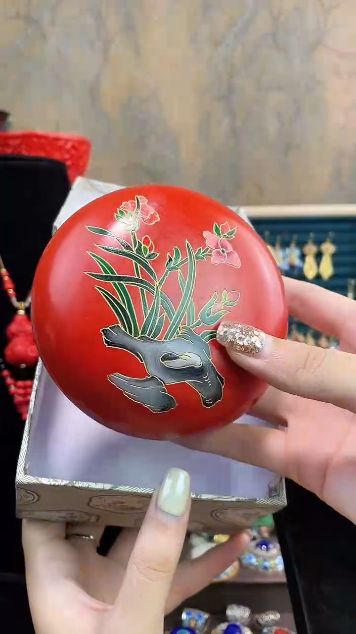  非遗手工素漆金漆镶嵌盒