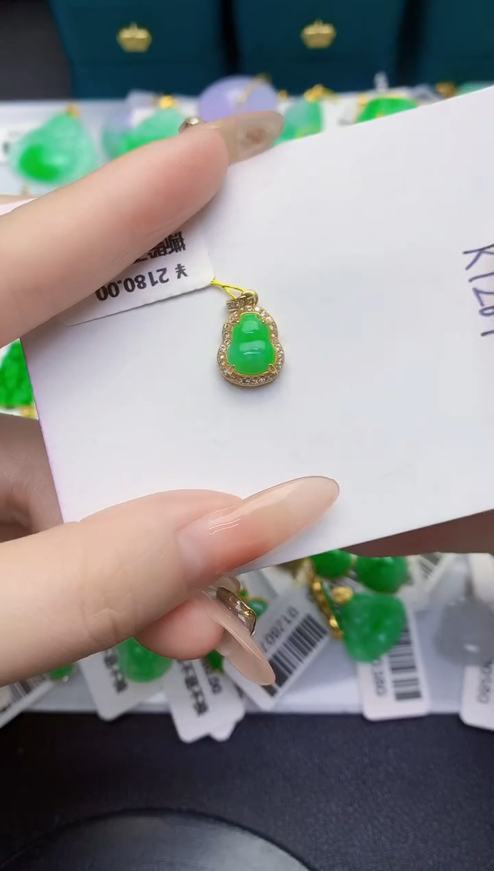 颈饰未镶嵌翡翠缅甸天然翡翠A货