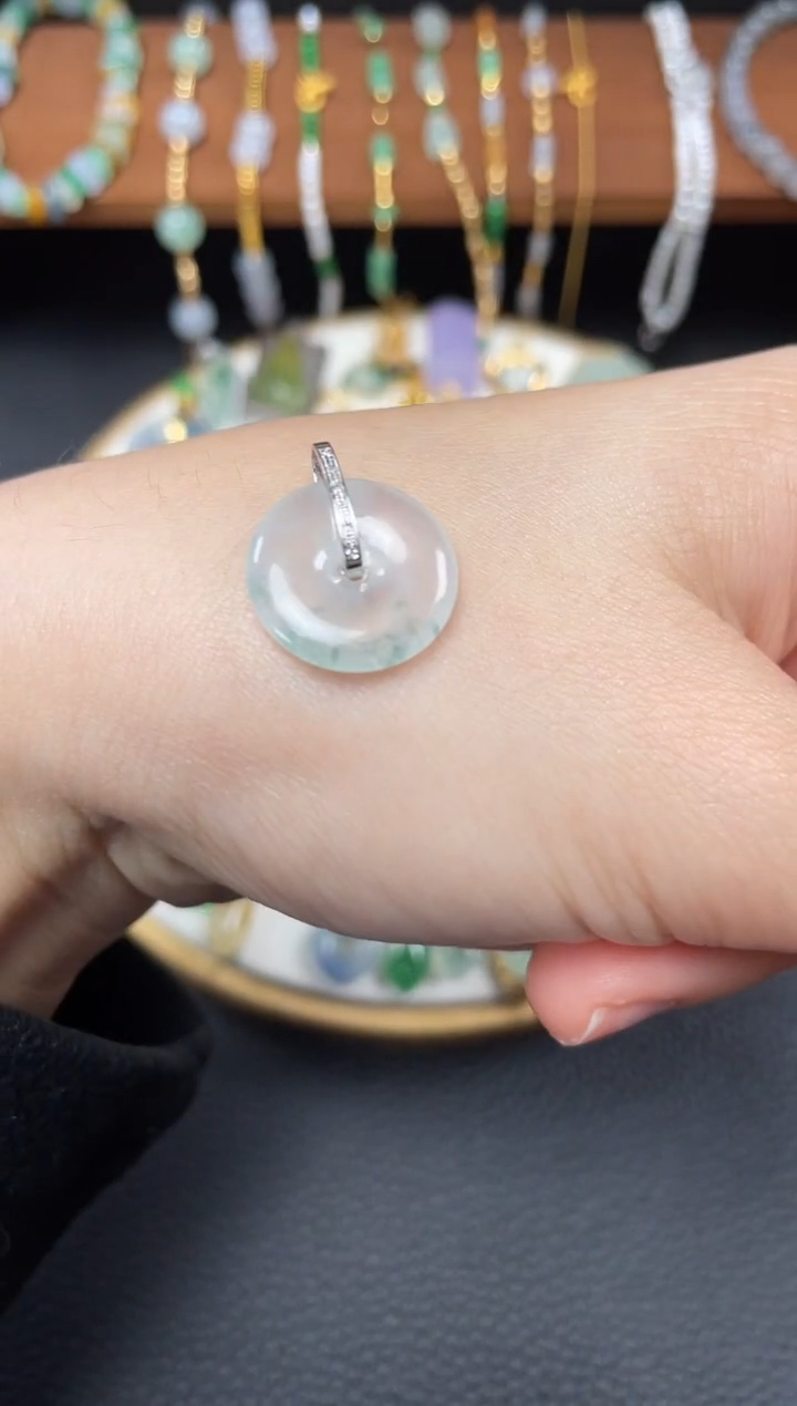 【闪购商品】翡翠吊坠(不含链)18K金镶嵌一个  JK153