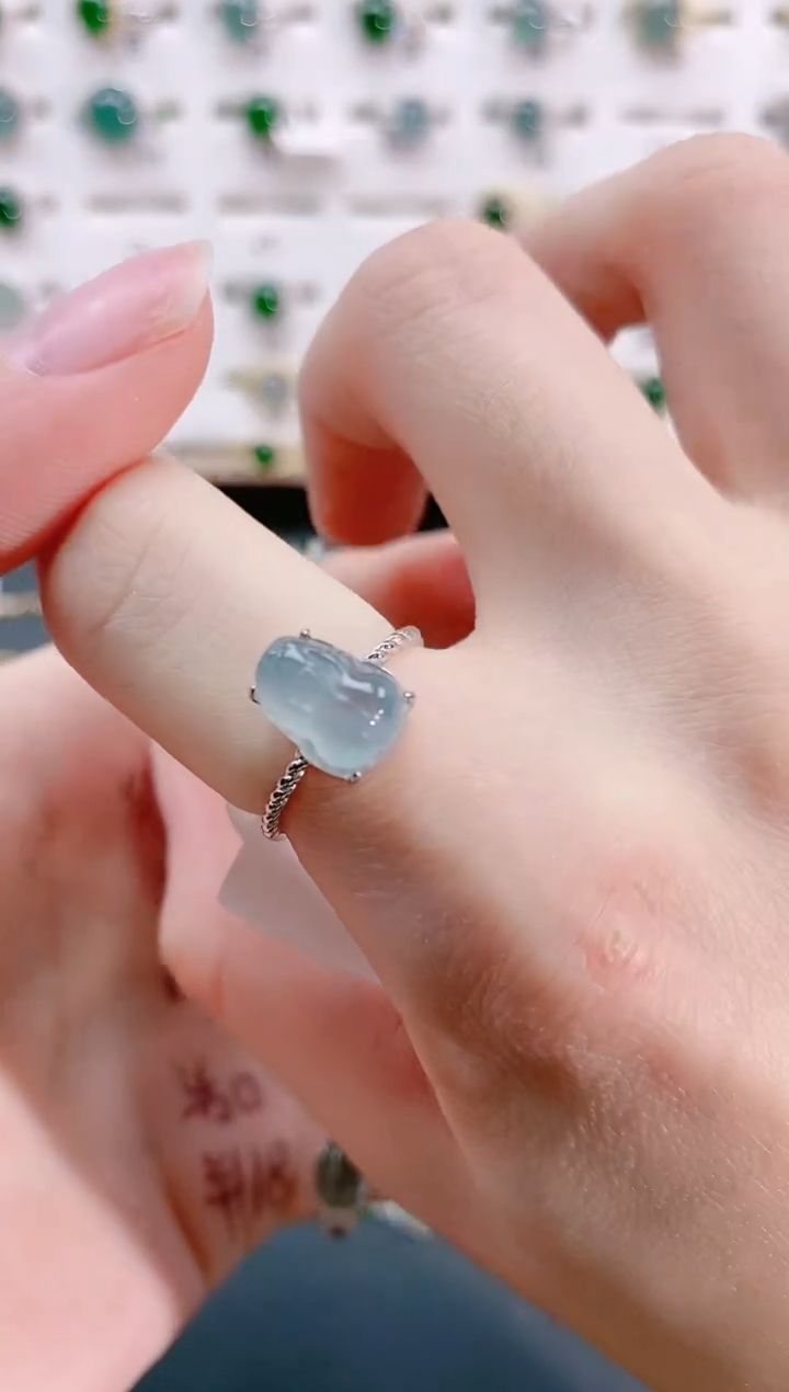 【闪购商品】翡翠戒指银S925镶嵌天然翡翠