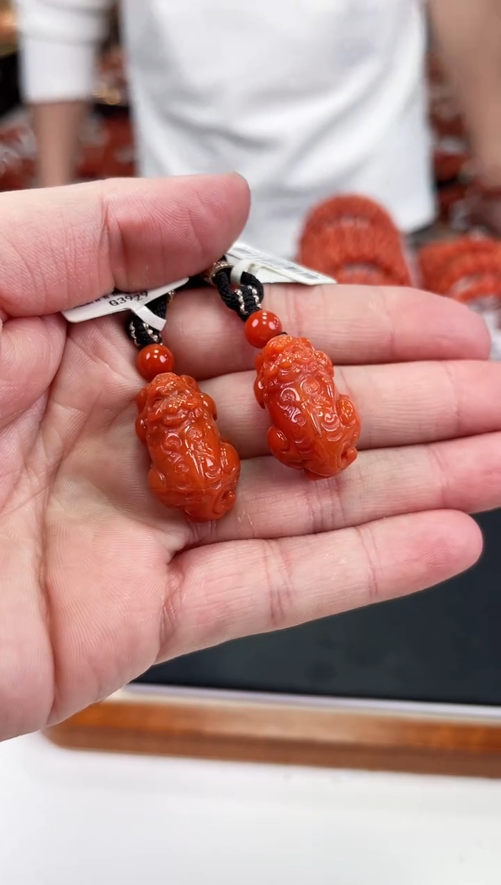 【闪购商品】南红玛瑙貔貅吊坠未镶嵌（多样式发其一）