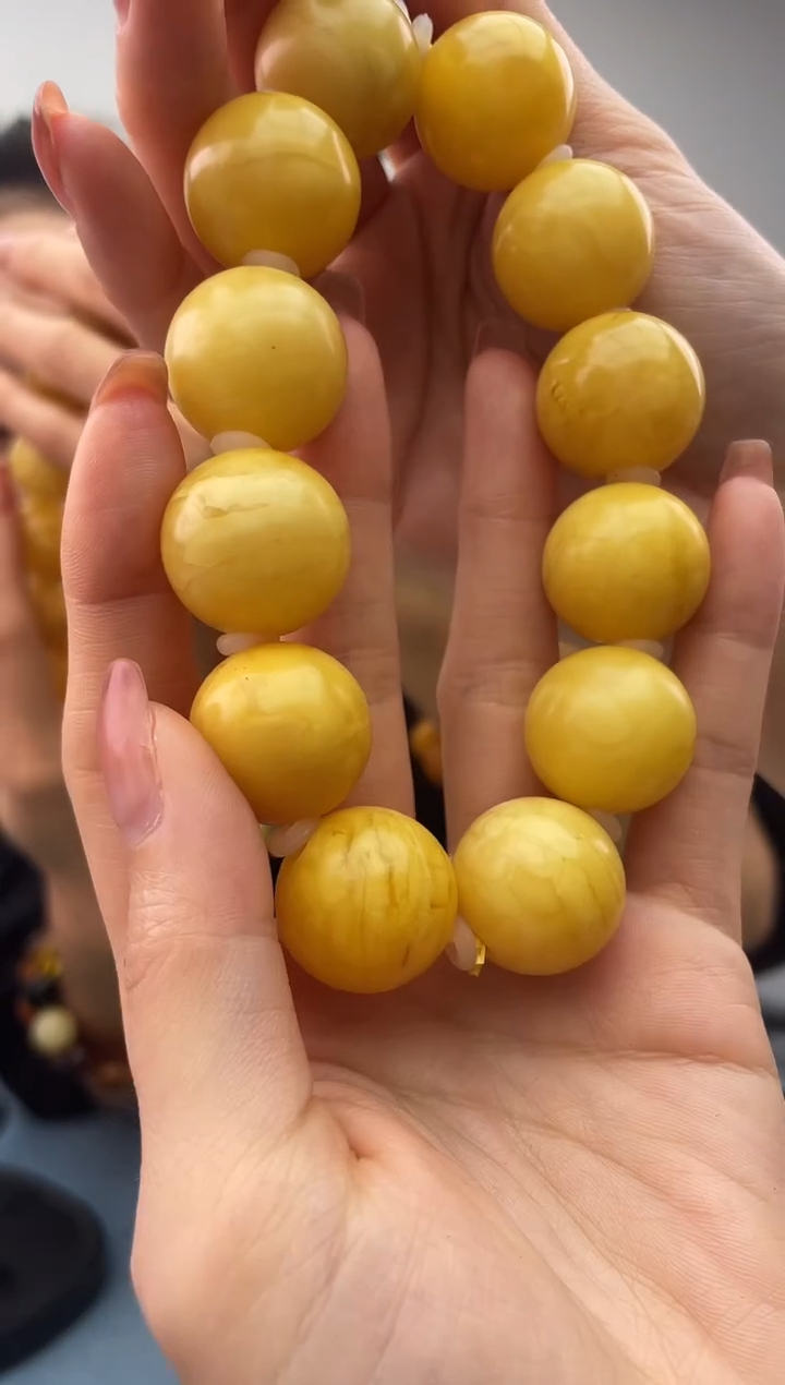 【闪购商品】蜜蜡珠宝奇石未镶嵌微瑕假一罚十，065.21