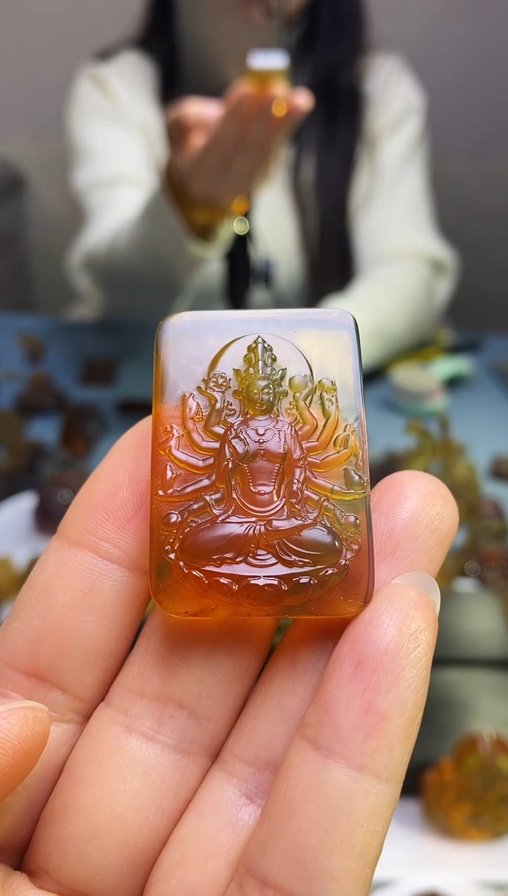 【闪购商品】琥珀颈饰未镶嵌SN1-28（千手观音）