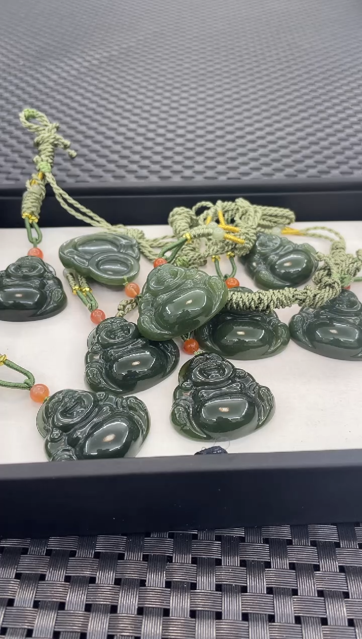 颈饰未镶嵌和田玉佛公微矿点（多样性发一件）PP156-1